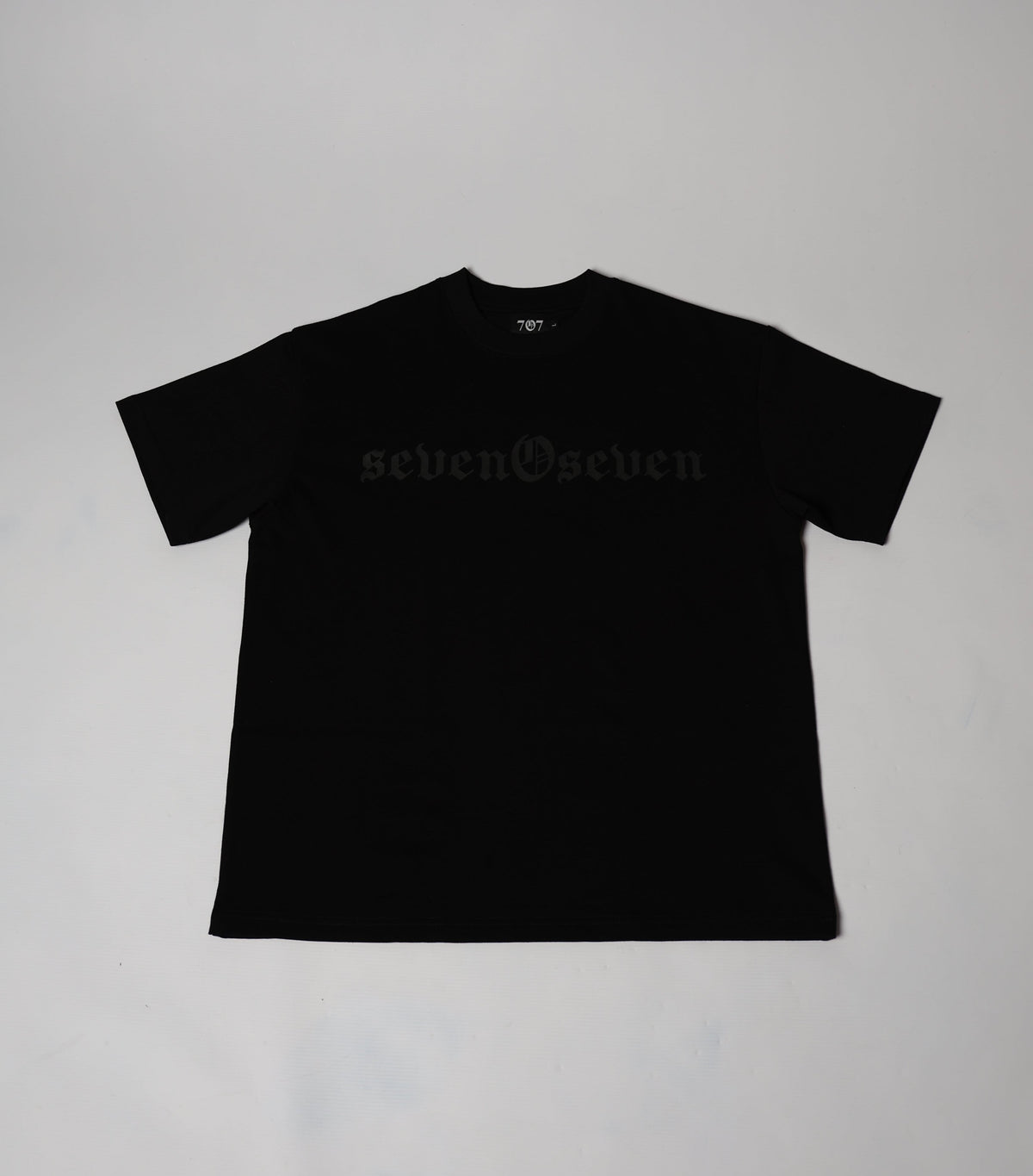 BLACKOUT TEE