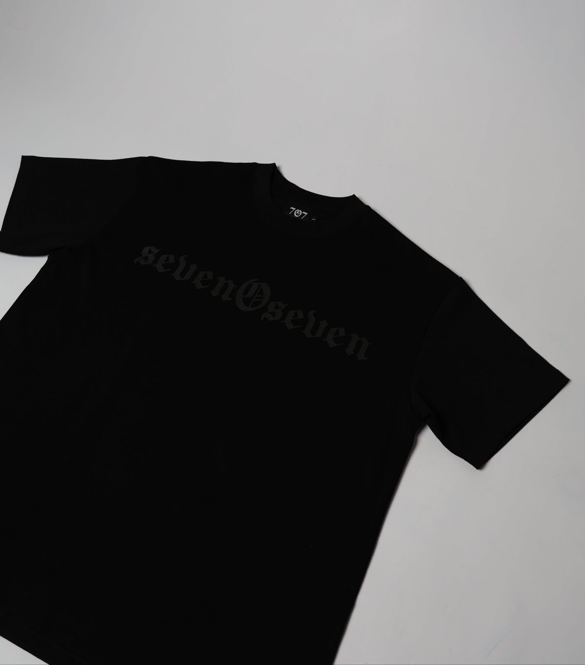 BLACKOUT TEE